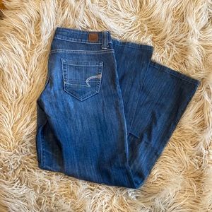 Like New Condition!! American Eagle Boyfriend Jeans